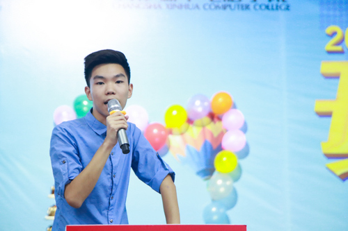 1533092476168699.jpg 1533092476168699.jpg