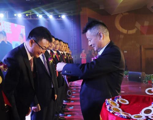 1534497253201638.jpg 1534497253201638.jpg