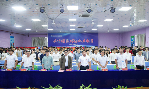 1537956994216897.jpg AQ6I4136.jpg