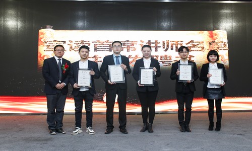 1544849972602031.jpg AQ6I9512.jpg