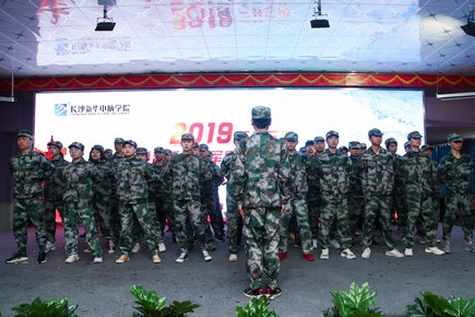 1553480012799612.jpg AQ6I6974.jpg