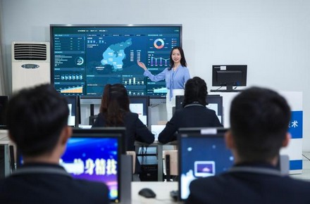 1555636416218893.jpg 80be90925a4149f0a9cc26ecfd57725d.jpg