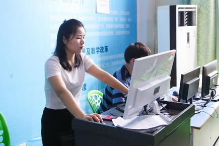 1559092675245425.jpg AQ6I4255.jpg