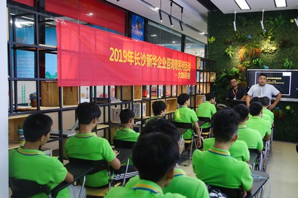 1563871782949318.jpg AQ6I7622.jpg