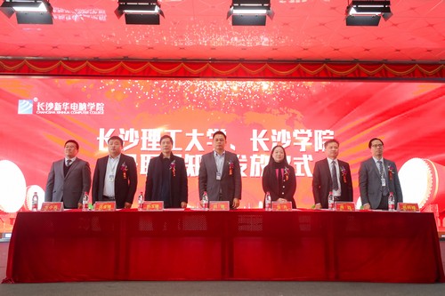 1615776362810553.jpg AQ6I2900.jpg