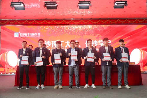 1615776382229103.jpg AQ6I2947.jpg