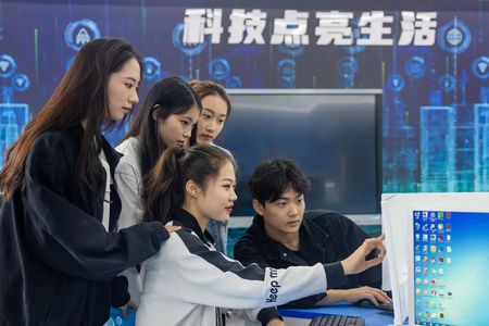 1697774374540011.jpg ce664c6bc57047b86b13daa61e5740f.jpg