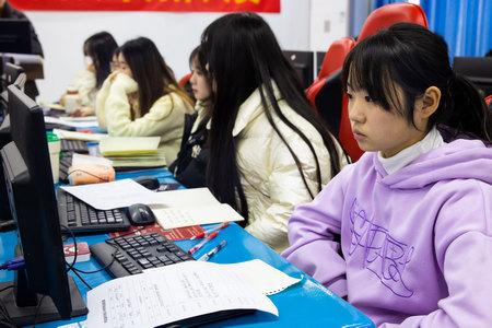 1704159714946136.jpg ES7A4310.jpg