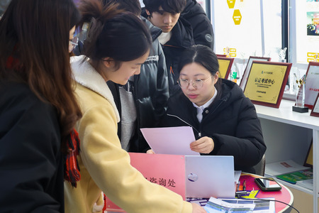 1709342404941158.jpg ES7A0304.jpg