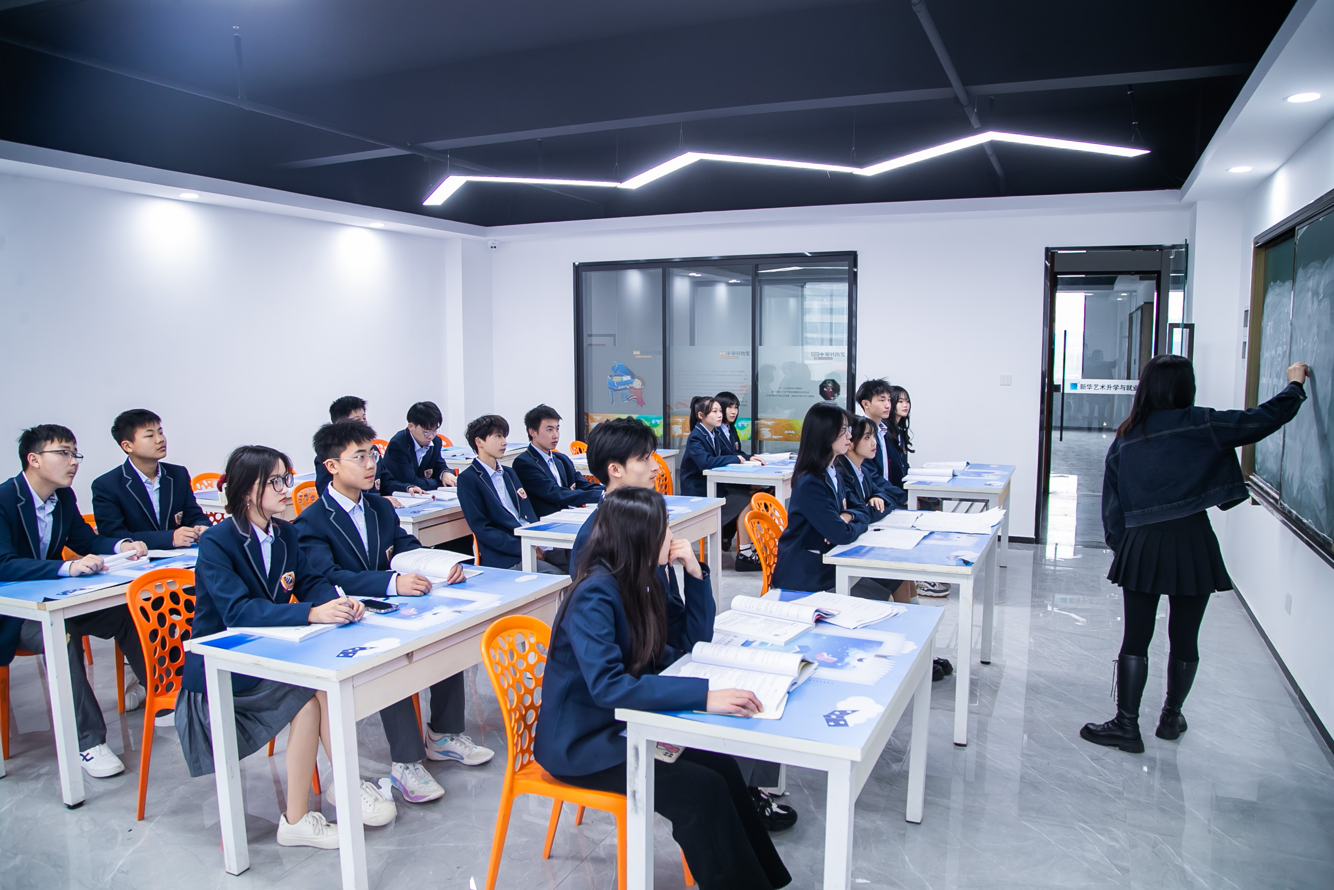 1715821897433231.jpg 1715821897433231.jpg